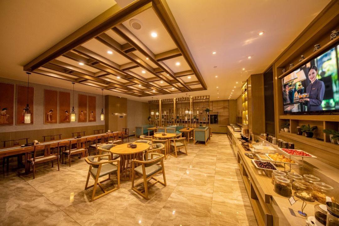 Mehood Lestie, Xinzhuang Industrial Zone Zhuanqiao Wanda 4*